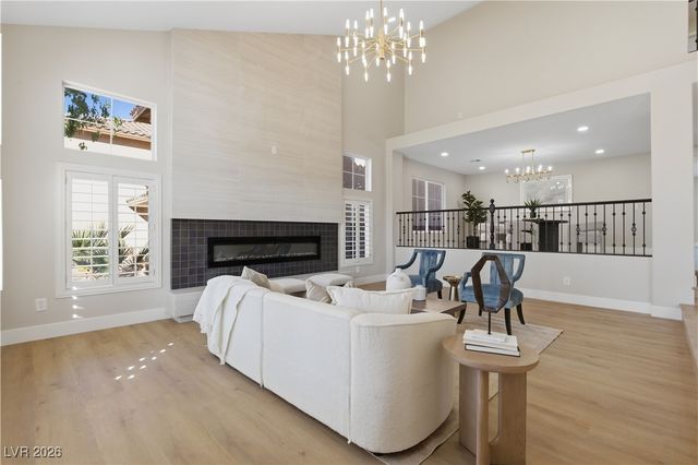 7536 Gossamer Wind Street, Las Vegas, NV 89139