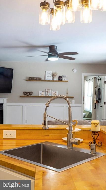 Image 10 of property listing at 314 DULIN CLARK RD, Centreville, MD 21617