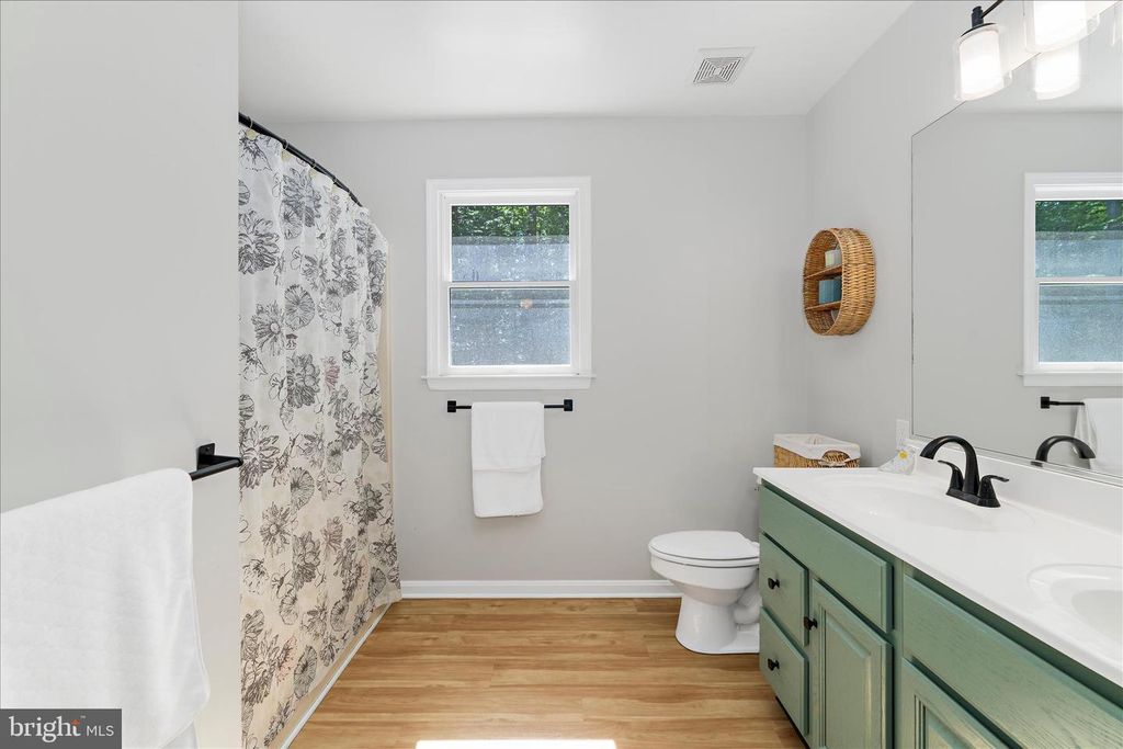Image 28 of property listing at 314 DULIN CLARK RD, Centreville, MD 21617