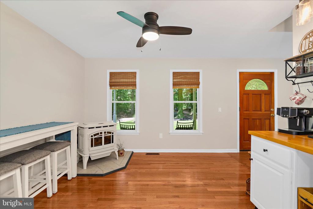Image 8 of property listing at 314 DULIN CLARK RD, Centreville, MD 21617