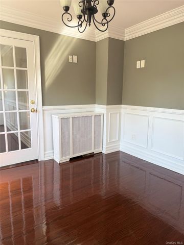 557 Newbridge Road, East Meadow, NY 11554
