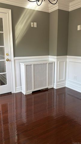 557 Newbridge Road, East Meadow, NY 11554