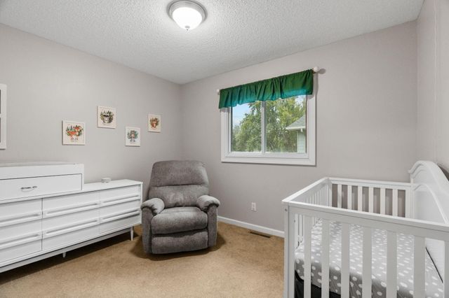 9612 Union Terrace Lane N, Maple Grove, MN 55369