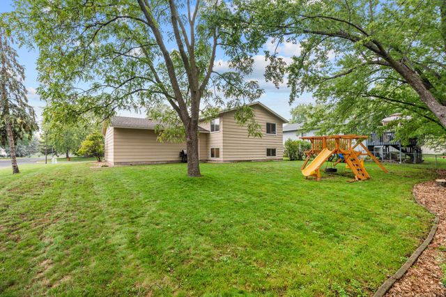 9612 Union Terrace Lane N, Maple Grove, MN 55369