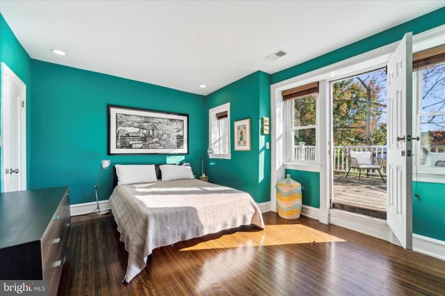 4935 PINE ST, Philadelphia, PA 19143