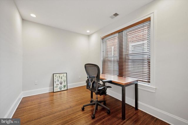 4935 PINE ST, Philadelphia, PA 19143