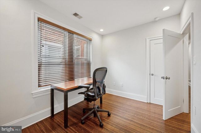 4935 PINE ST, Philadelphia, PA 19143