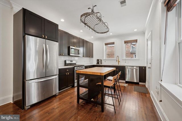 4935 PINE ST, Philadelphia, PA 19143