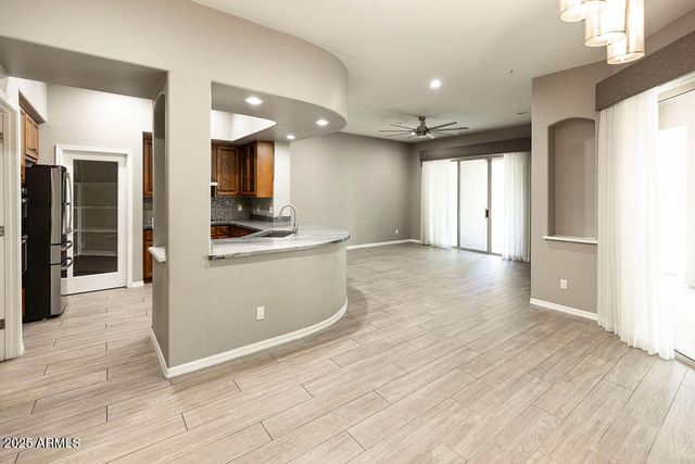 14850 E GRANDVIEW Drive 106, Fountain Hills, AZ 85268