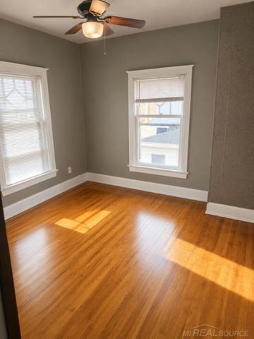237 N Van Buren Road, Bay City, MI 48708