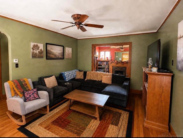 237 N Van Buren Road, Bay City, MI 48708
