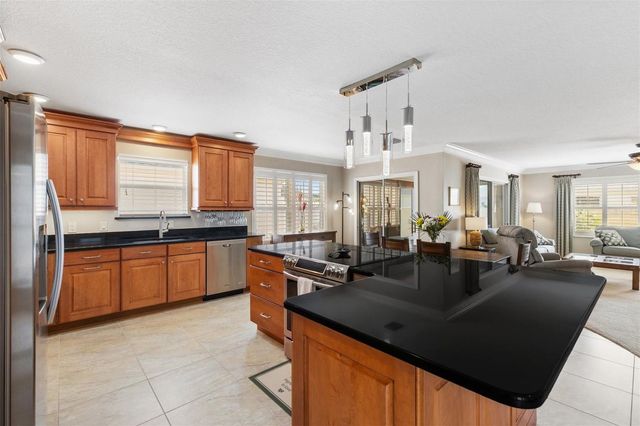 16859 SE 80TH BATHURST COURT, The Villages, FL 32162
