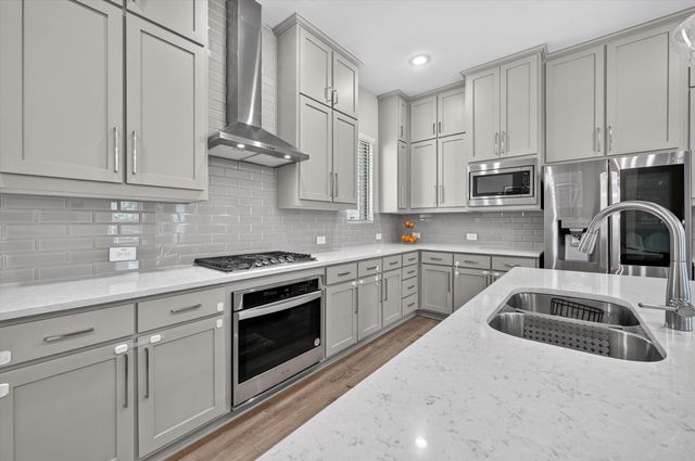 12991 Vinson Drive, Farmers Branch, TX 75234