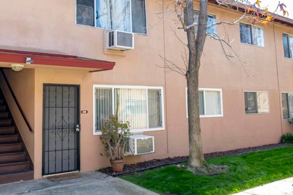 9733 Winter Gardens Boulevard 36, Lakeside, CA 92040