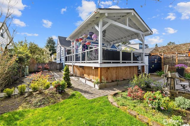 10532 Evanston Avenue N, Seattle, WA 98133