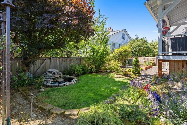 10532 Evanston Avenue N, Seattle, WA 98133