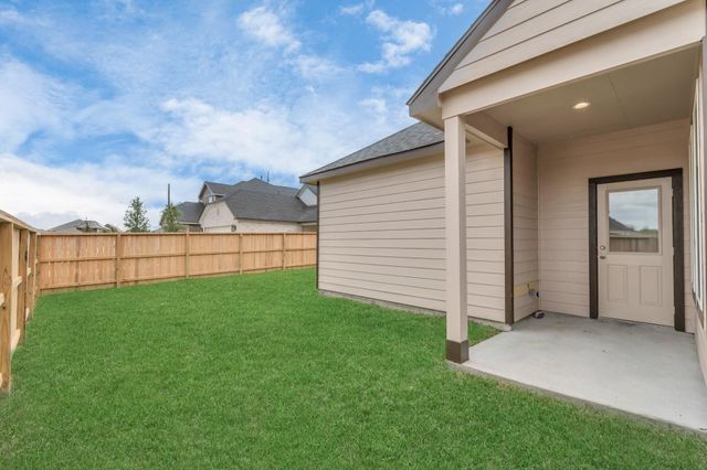 18530 Athena Flower Drive, Fresno, TX 77545