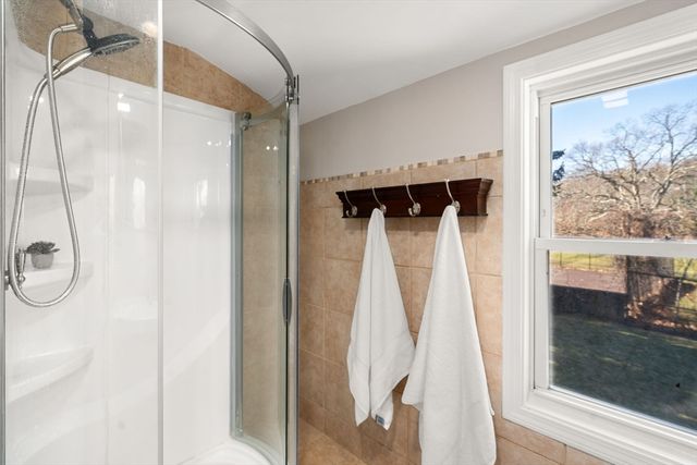 607 Poplar Street, Boston, MA 02131