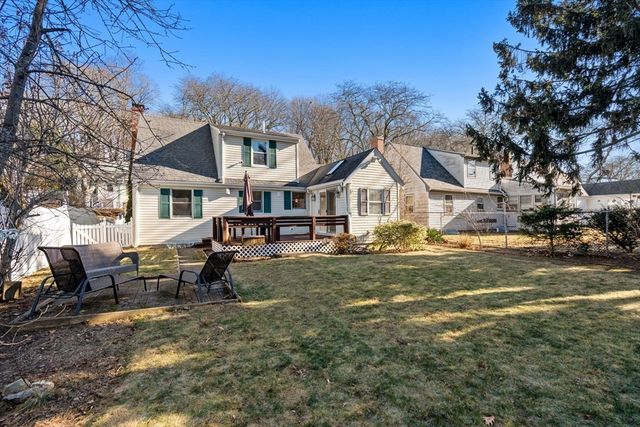 607 Poplar Street, Boston, MA 02131