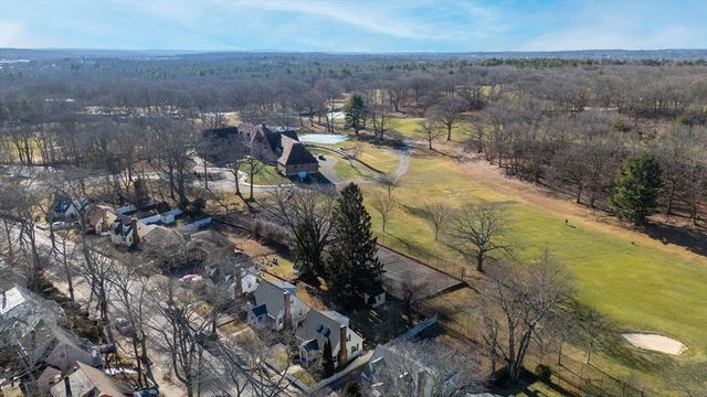 607 Poplar Street, Boston, MA 02131