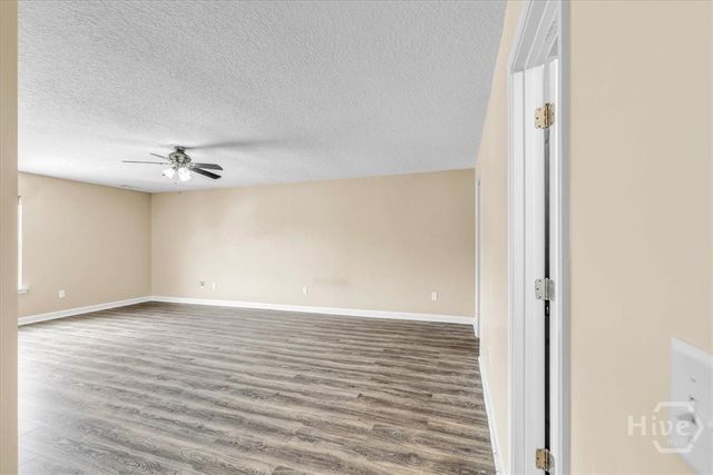 256 Savannah Lane, Richmond Hill, GA 31324