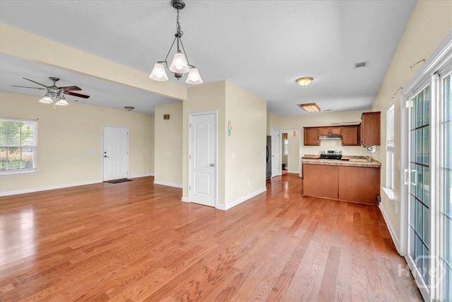 256 Savannah Lane, Richmond Hill, GA 31324