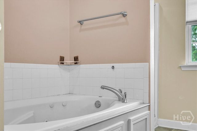 256 Savannah Lane, Richmond Hill, GA 31324