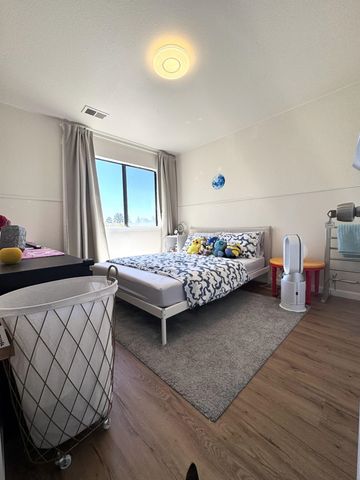 19901 Forest Ave, Castro Valley, CA 94546