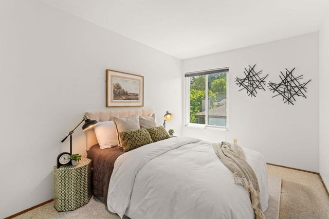 3435 Reynard B, San Diego, CA 92103