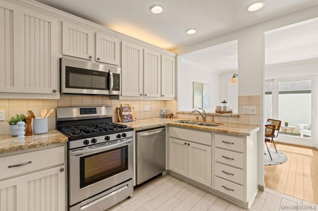 3435 Reynard B, San Diego, CA 92103