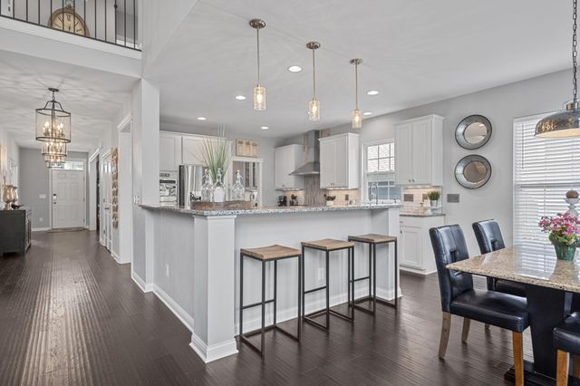 2462 Triple Crown Crossing, Powell, OH 43065