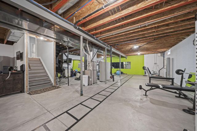 2462 Triple Crown Crossing, Powell, OH 43065