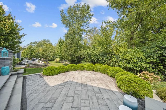 2462 Triple Crown Crossing, Powell, OH 43065