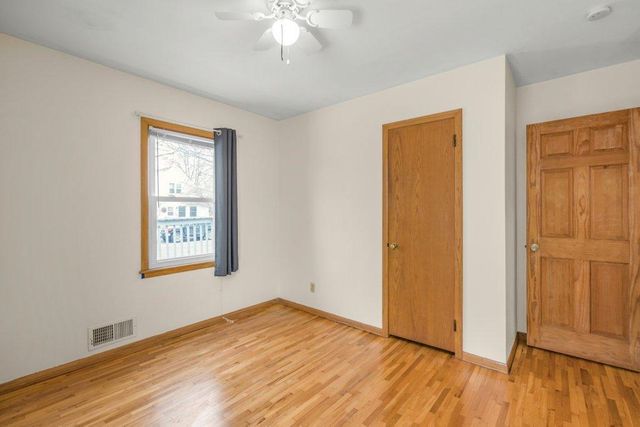 327 20th Avenue N, Saint Cloud, MN 56303