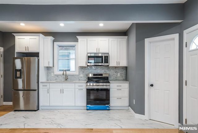 7226 Kennedy Boulevard, North Bergen, NJ 07047