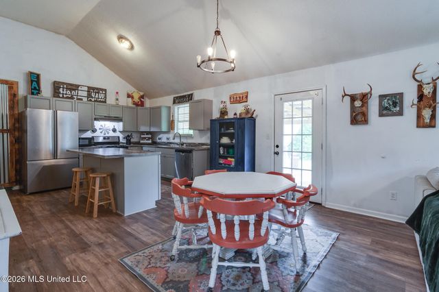 5969 Sycamore Drive, Hernando, MS 38632