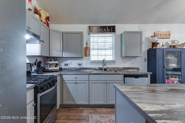 5969 Sycamore Drive, Hernando, MS 38632