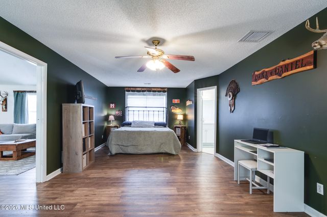 5969 Sycamore Drive, Hernando, MS 38632