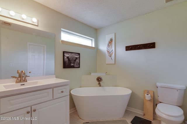 5969 Sycamore Drive, Hernando, MS 38632