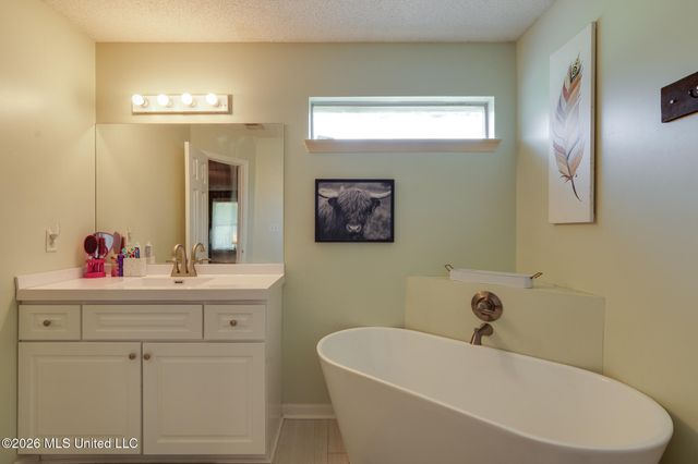 5969 Sycamore Drive, Hernando, MS 38632