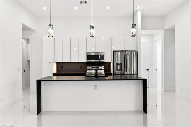 2709 SW 13th AVE, Cape Coral, FL 33914