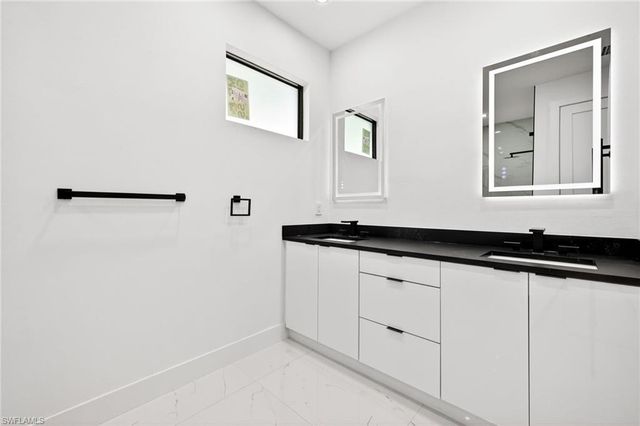 2709 SW 13th AVE, Cape Coral, FL 33914