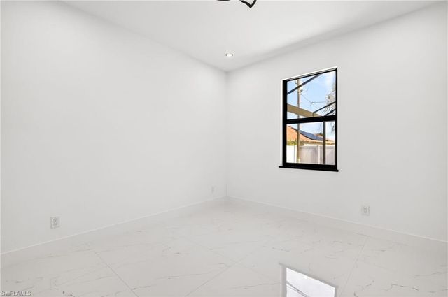 2709 SW 13th AVE, Cape Coral, FL 33914