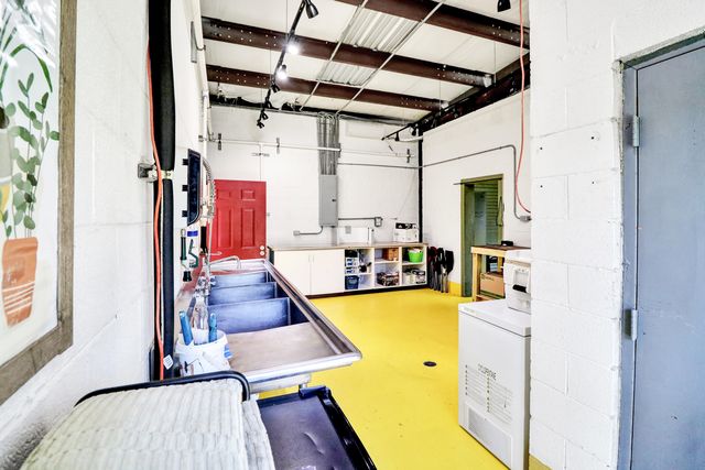 1181 Old Hwy 6, Cross, SC 29436