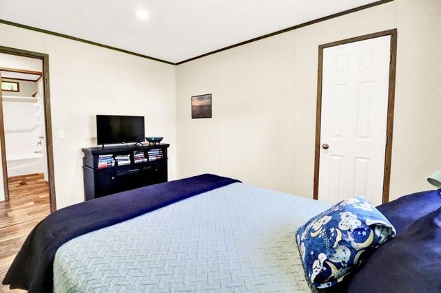 1181 Old Hwy 6, Cross, SC 29436