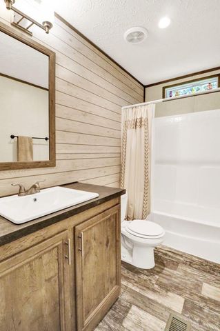 1181 Old Hwy 6, Cross, SC 29436