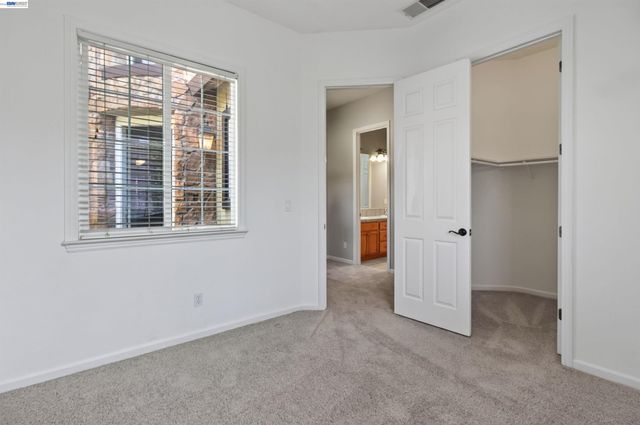 2243 Winchester Loop, Discovery Bay, CA 94505