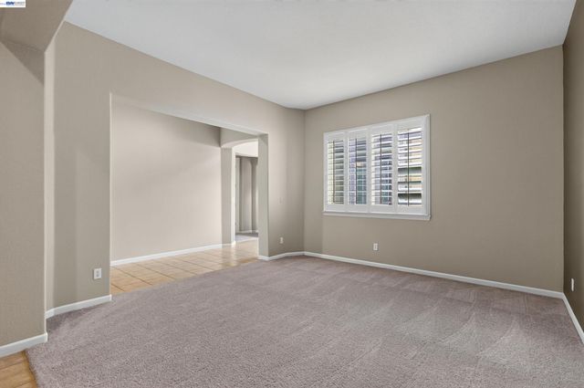 2243 Winchester Loop, Discovery Bay, CA 94505