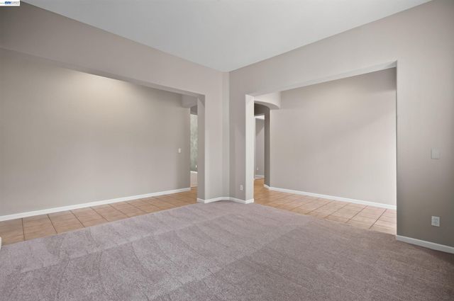 2243 Winchester Loop, Discovery Bay, CA 94505