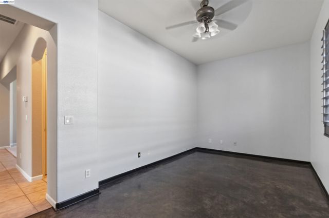 2243 Winchester Loop, Discovery Bay, CA 94505